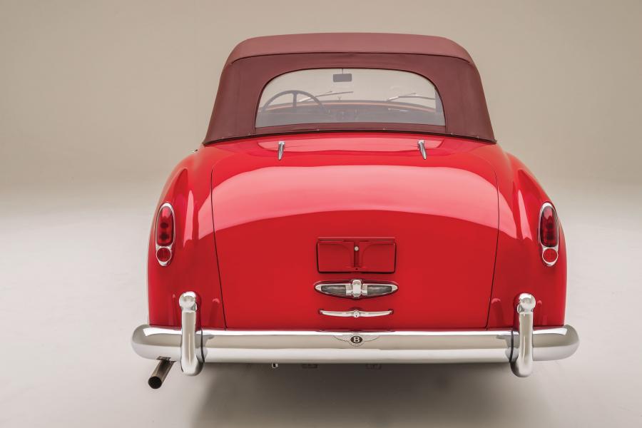  Bentley S1 Continental Drophead Coupe by Park Ward 1955 года  (фото 5 из 34)